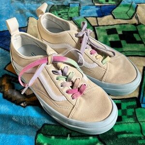 VANS ULTRACUSH LOW SENTRY PASTEL SNEAKERS